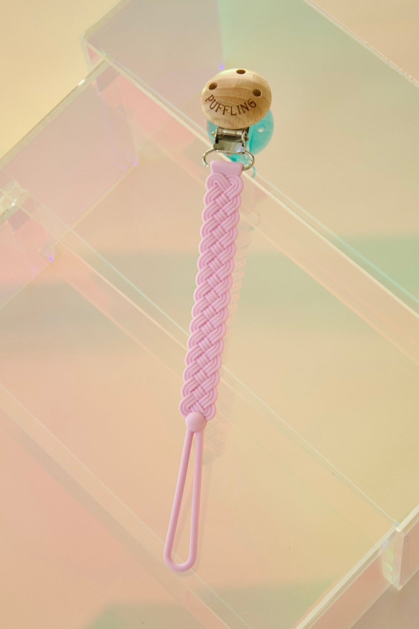 Puffling Woven Anti-drop Pacifier Clip, mushie pacifier clip, dummy clip, binky clip, silicone pacifier clip, pink purple orchid color, top view