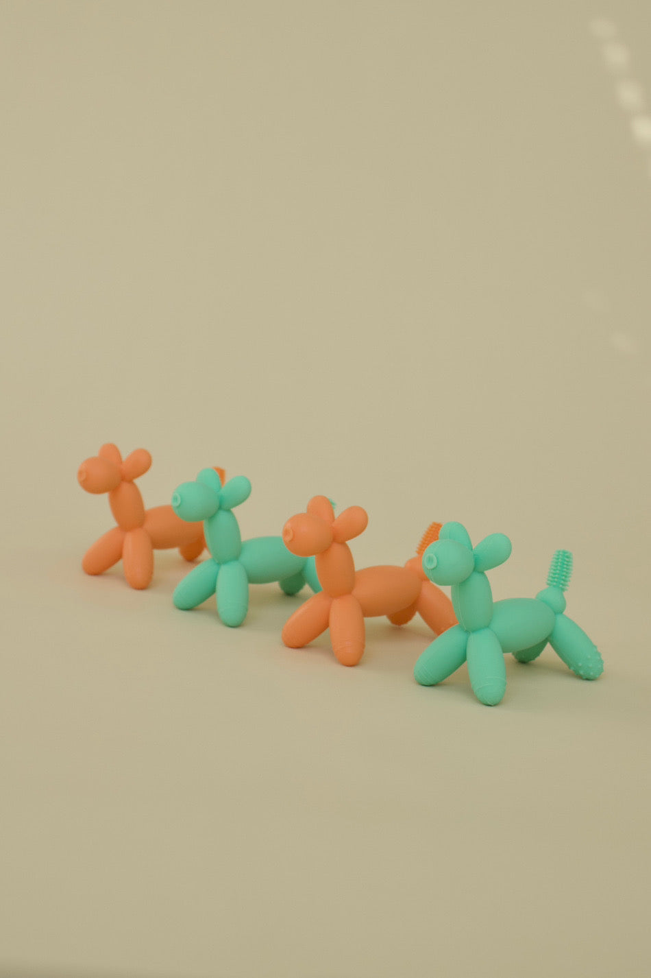 The Party Animal Silicone Teether || Mint